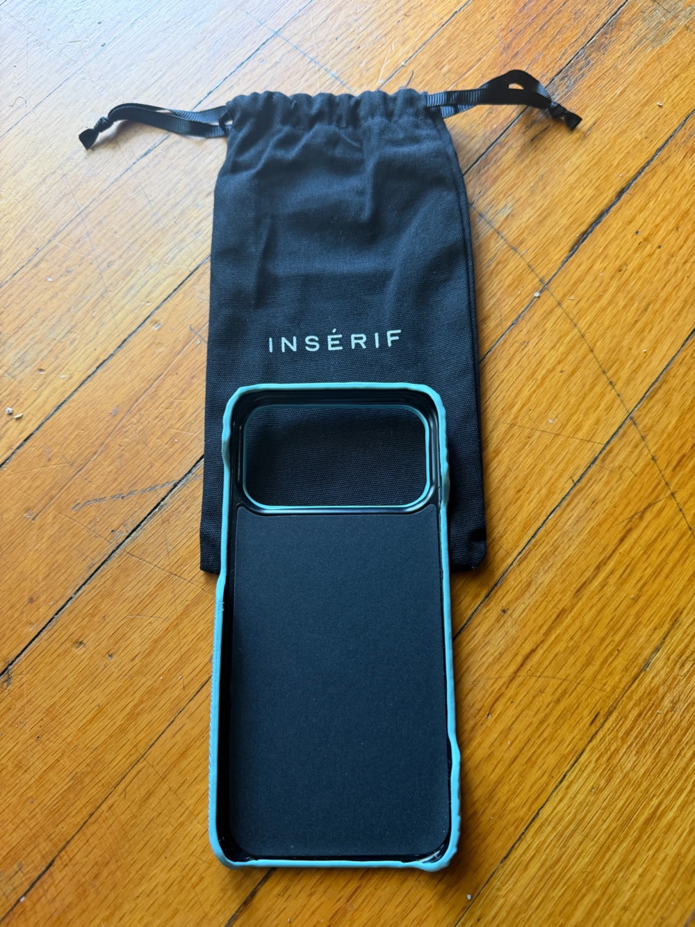 Insérif Teal iPhone 17 Pro Max SAPPHIRE LIZARD TEXTURE